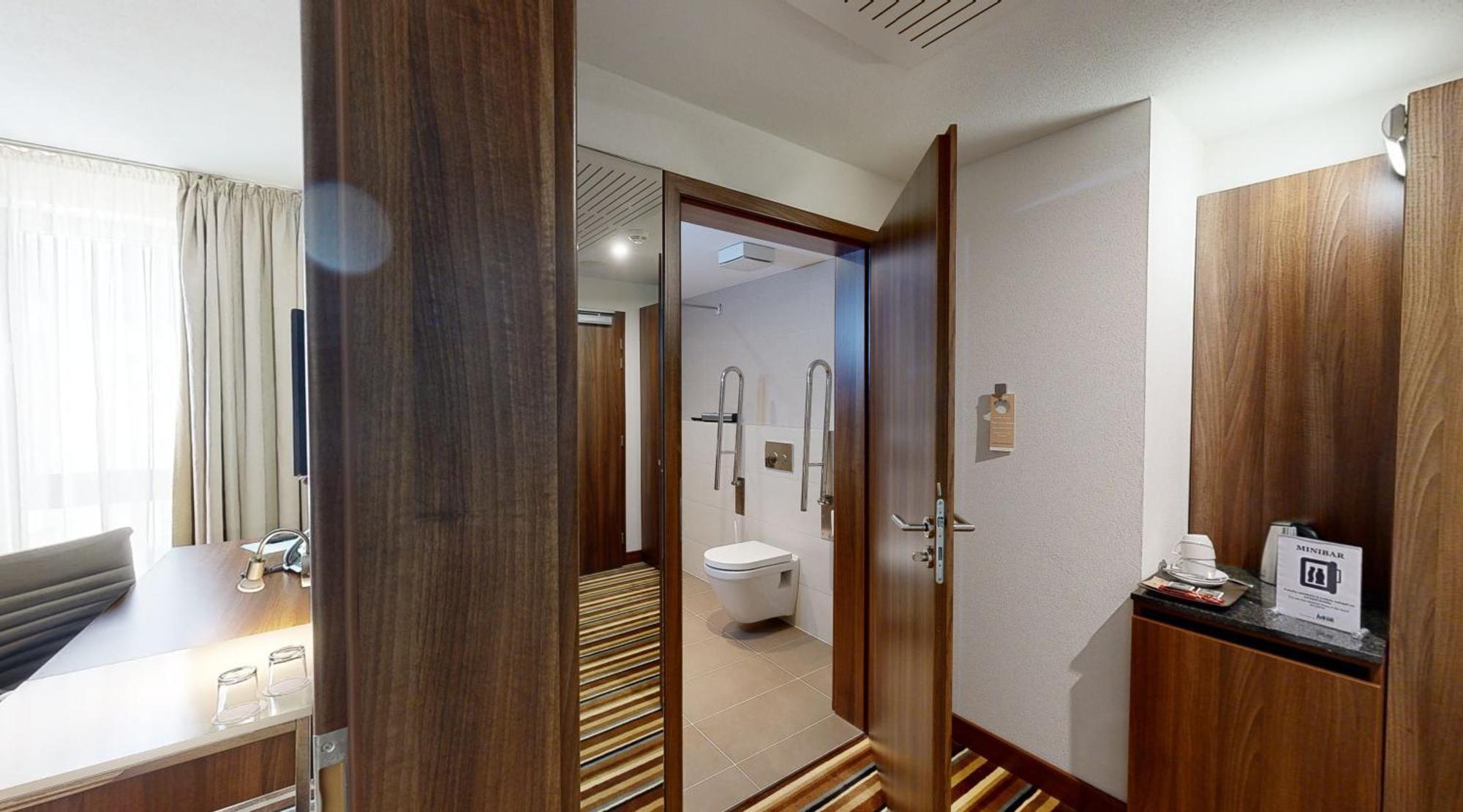 Business Hotel Astrum Laus Levice Ngoại thất bức ảnh